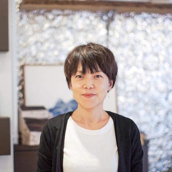 赤川 麻衣子
